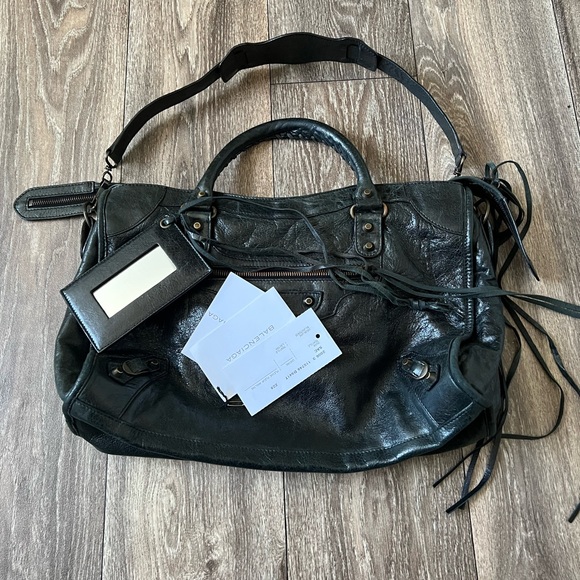 Additional Photos Video Balenciaga City Bag - Picture 16 of 17